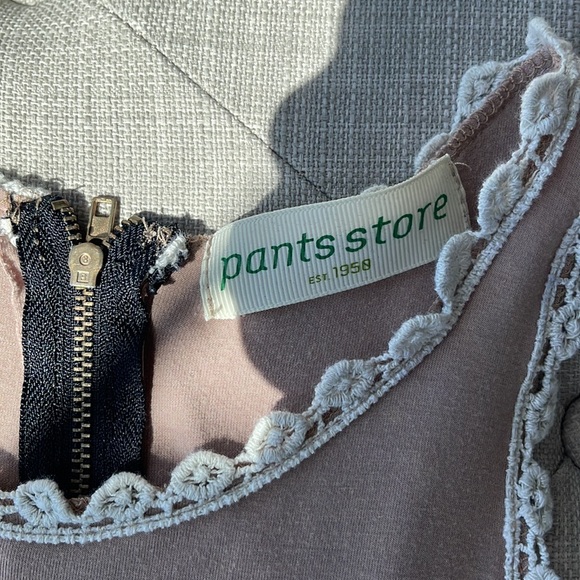Pants Store Women’s Top - Picture 2 of 6